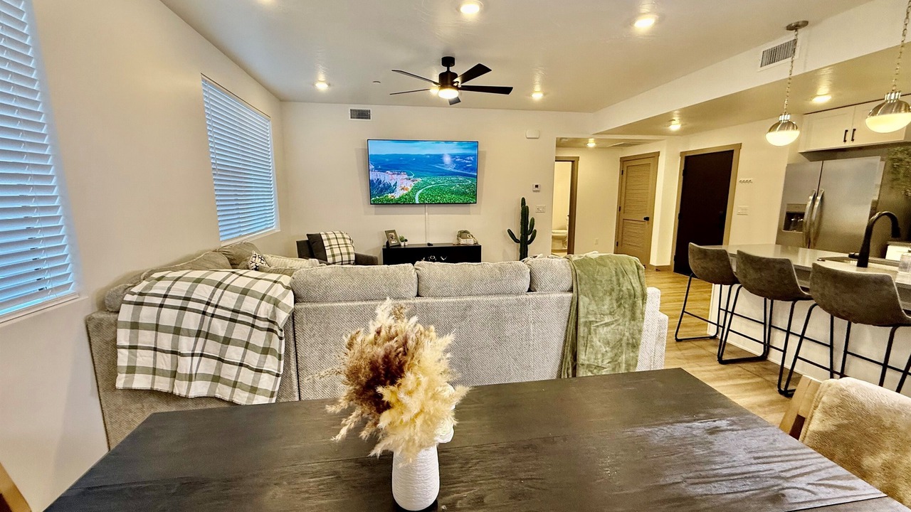 Photo of Livingroom in Green Springs