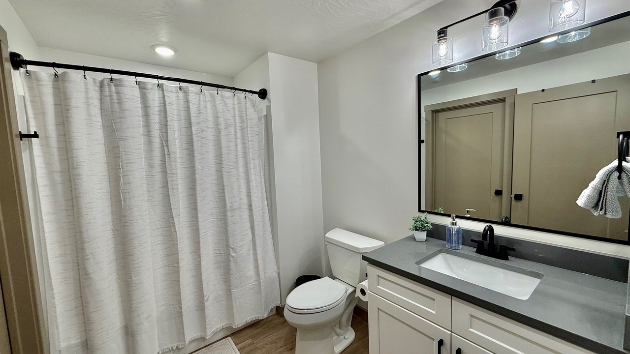 Photo of Bathroom in Green Springs