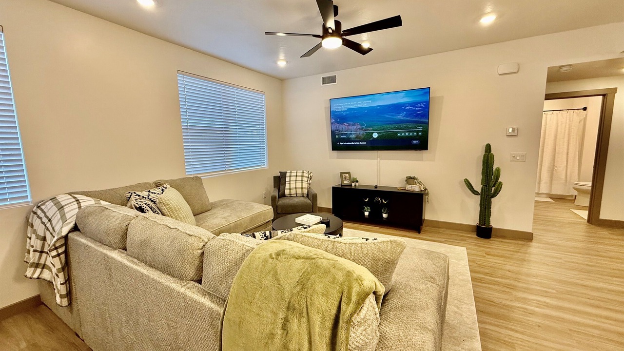 Photo of Livingroom in Green Springs