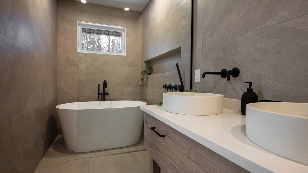 Photo of Bathroom in Saint-Gabriel-de-Brandon