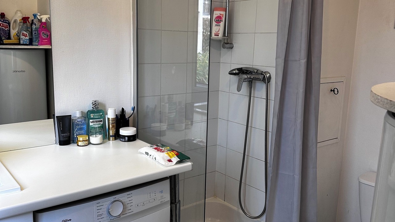 Photo of Bathroom in La Garenne-Colombes