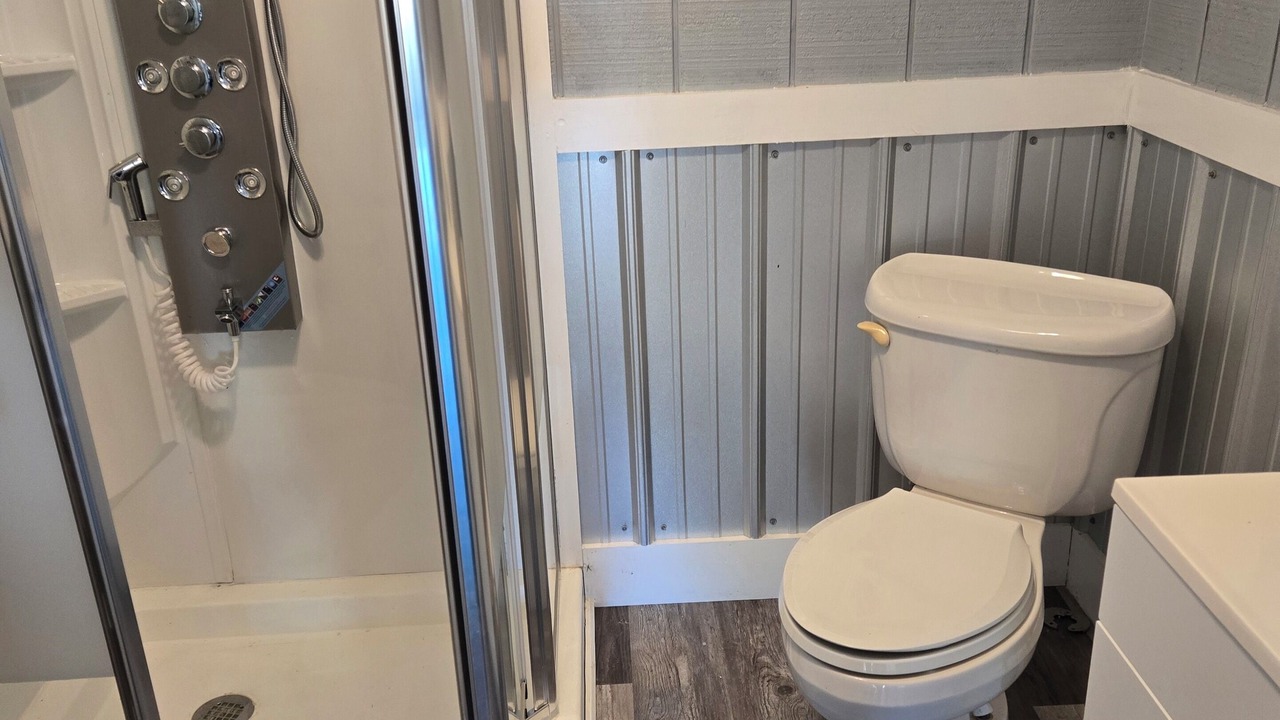 Photo of Bathroom in Sealevel