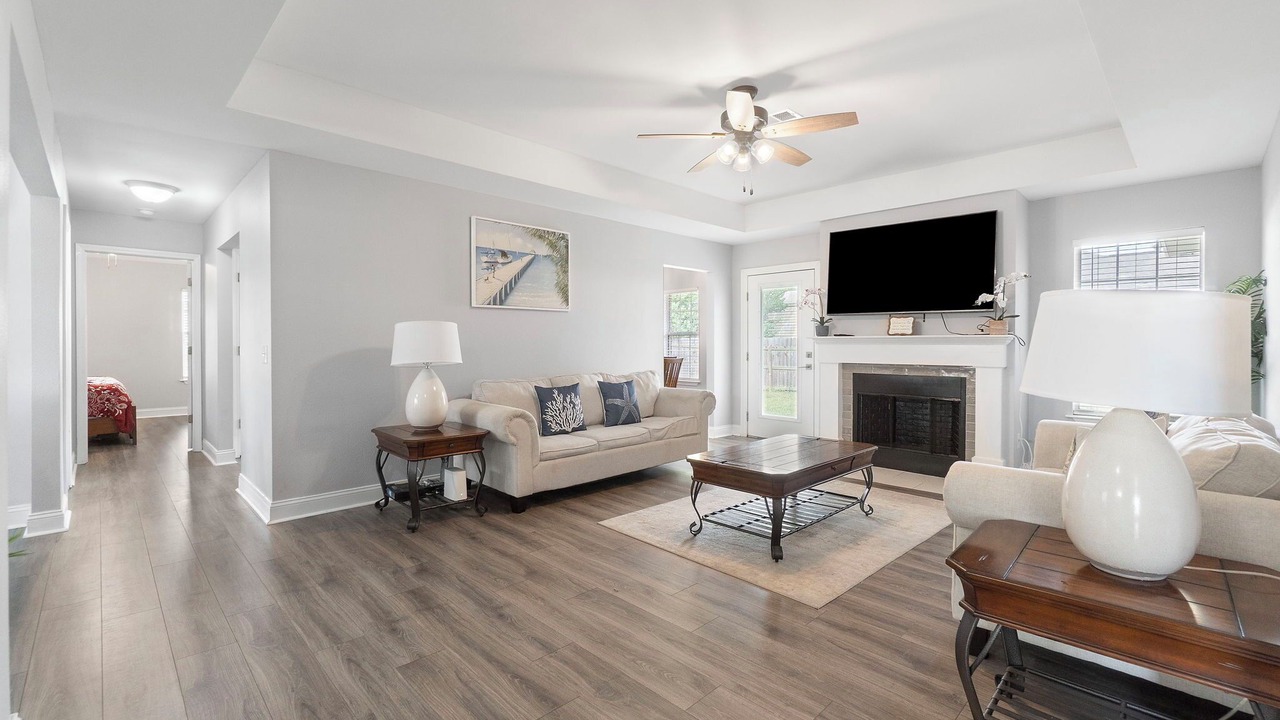 Photo of Livingroom in Gulf Breeze