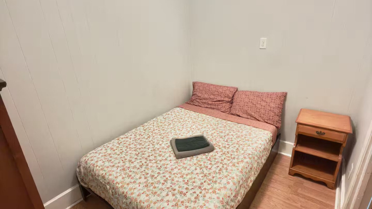 Photo of Bedroom in Lower West Side