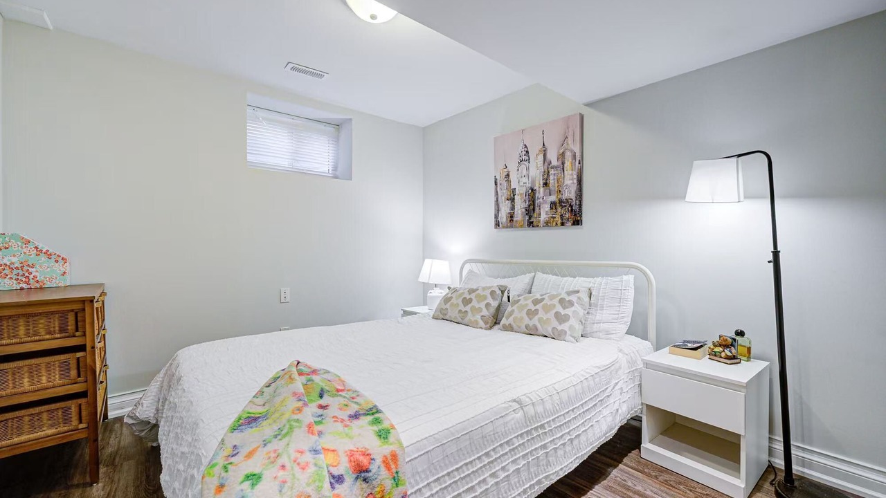 Photo of Bedroom in Etobicoke