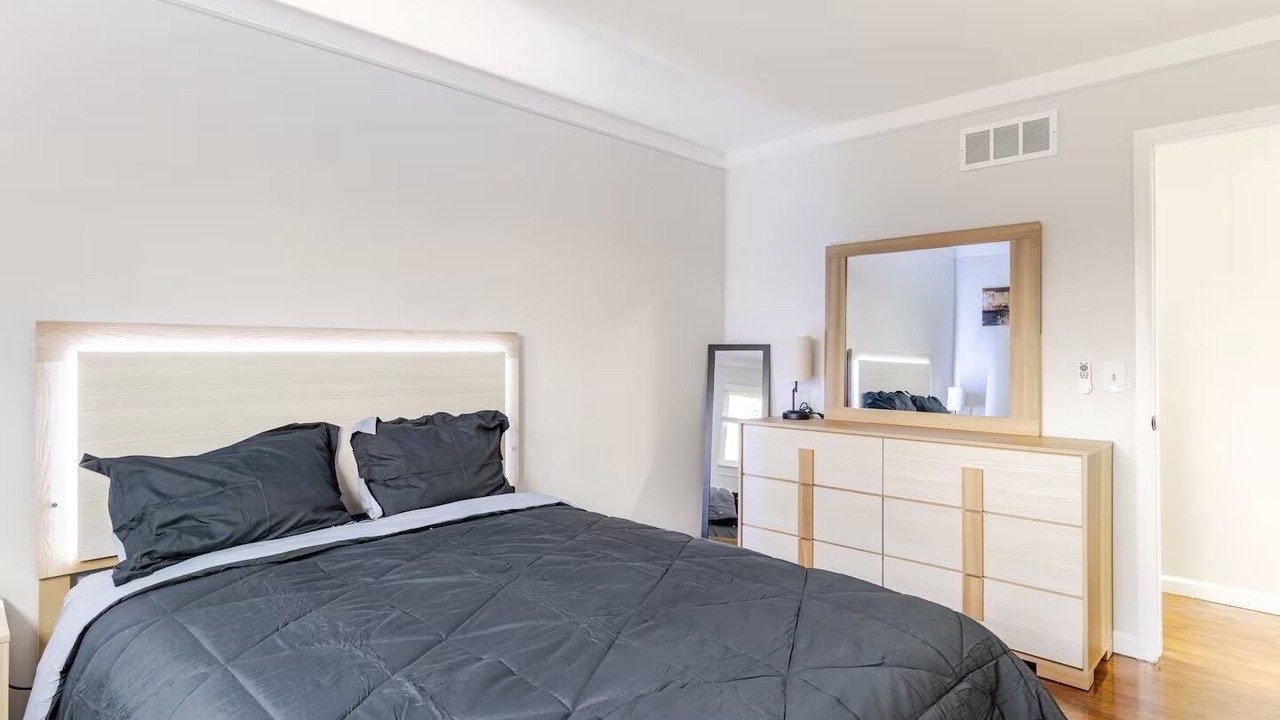 Photo of Bedroom in Sterling Heights