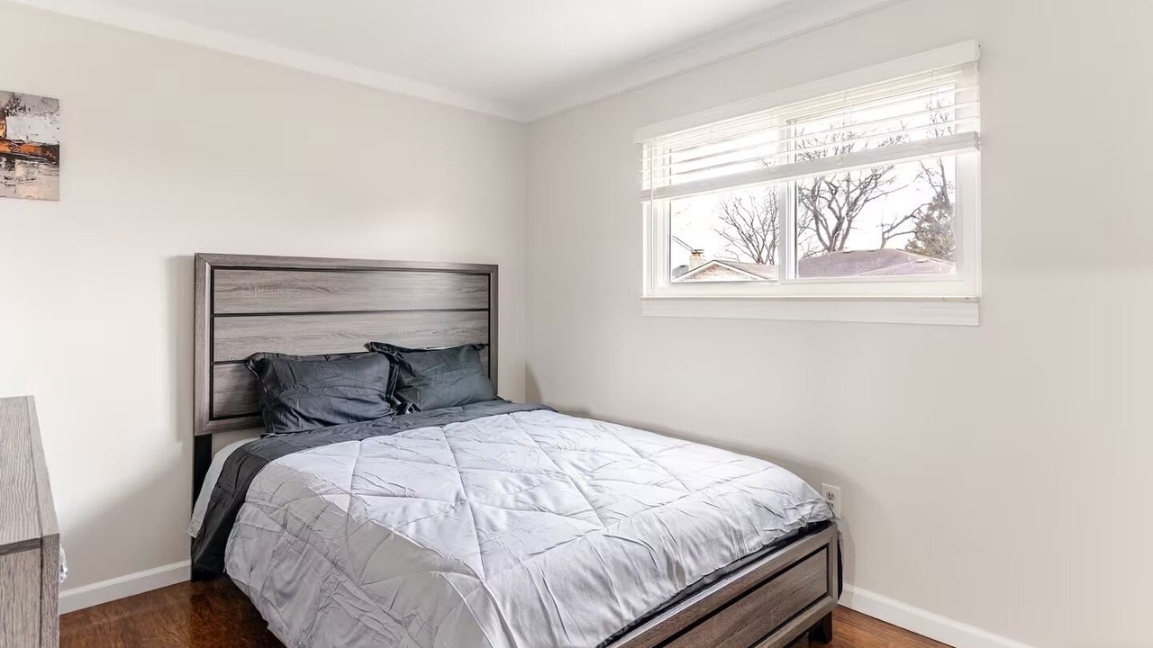 Photo of Bedroom in Sterling Heights