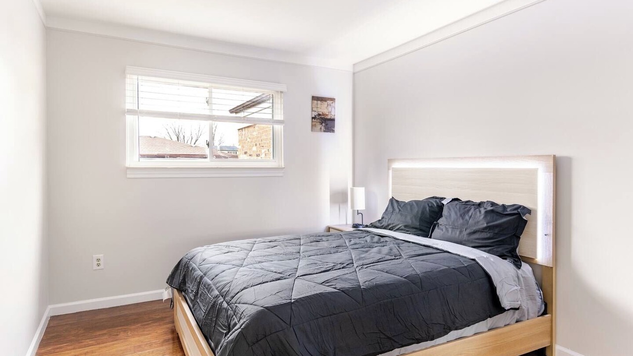Photo of Bedroom in Sterling Heights