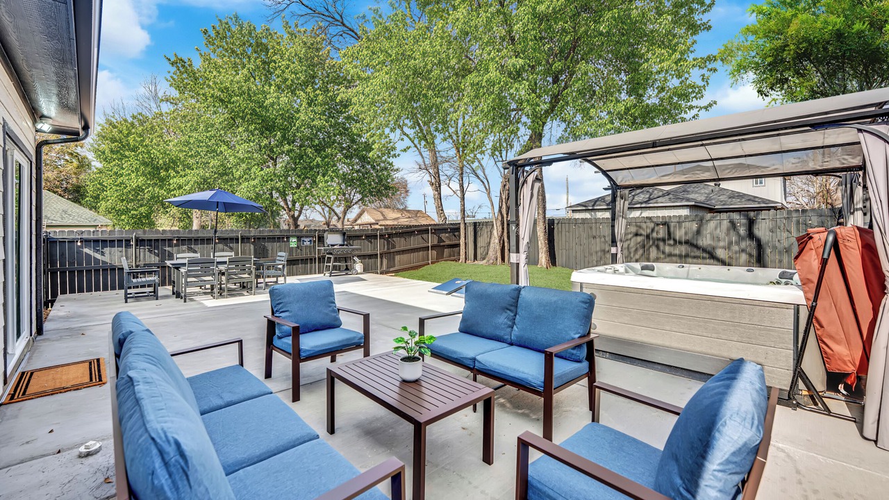 Photo of Patio Balcony in Fort Worth