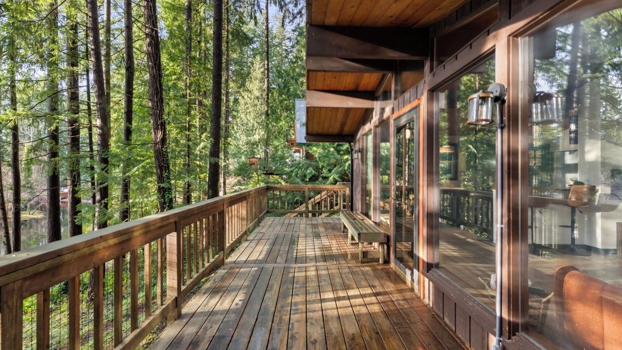 Photo of Patio Balcony in Bonney Lake