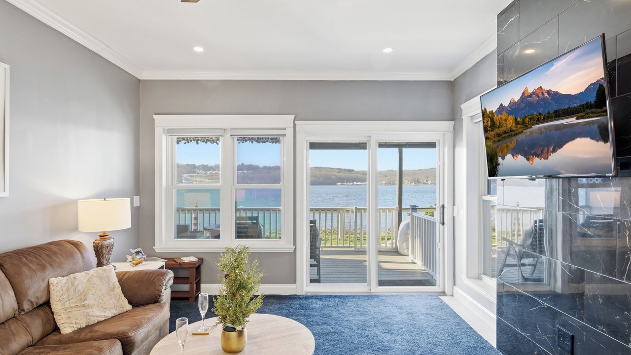 Photo of Livingroom in Conning Towers Nautilus Park
