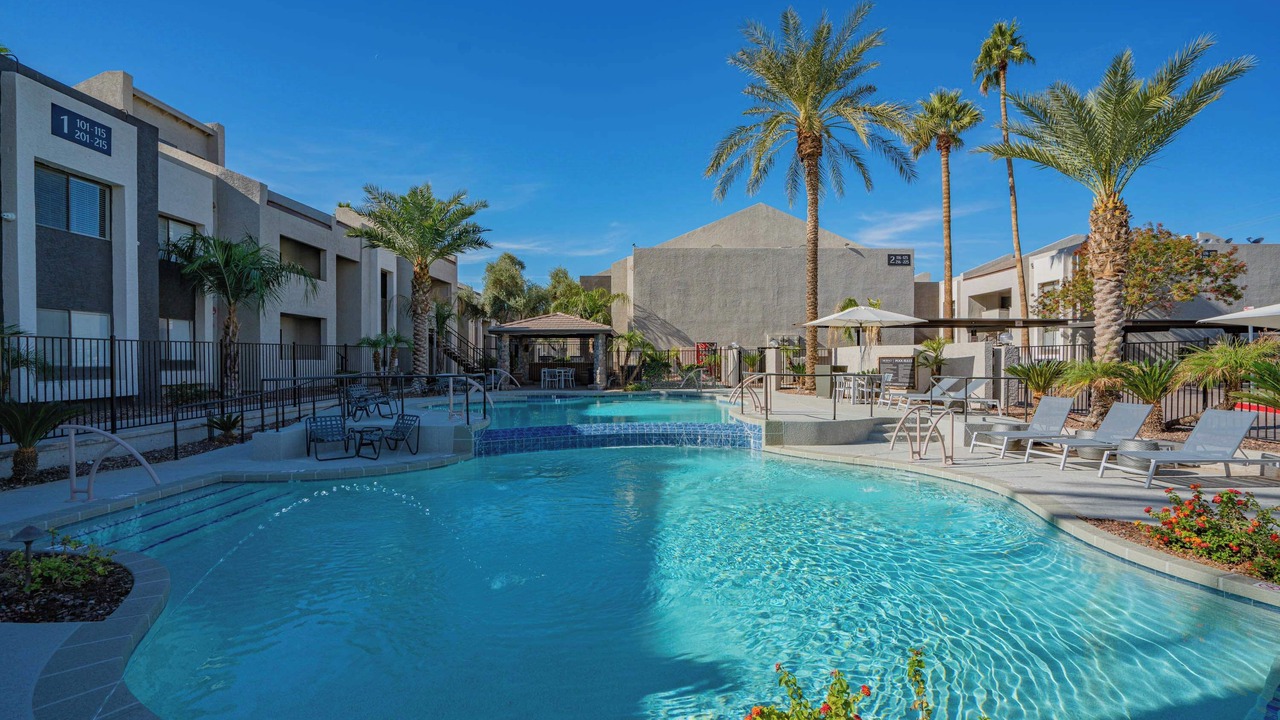 Photo of Outdoor in Cox Heights