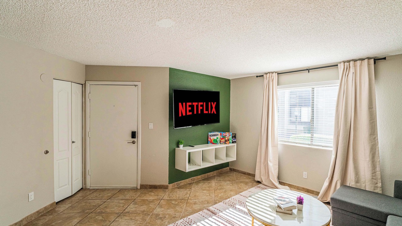 Photo of Livingroom in Cox Heights