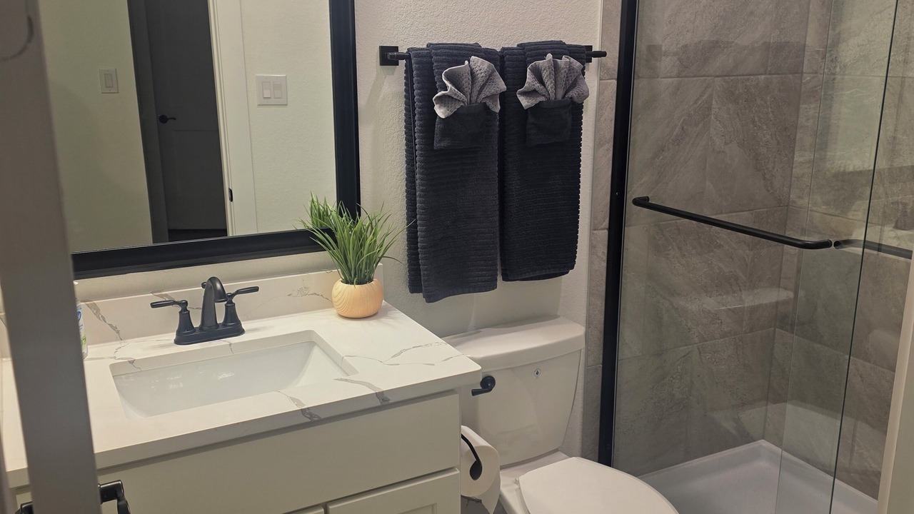Photo of Bathroom in Clodine