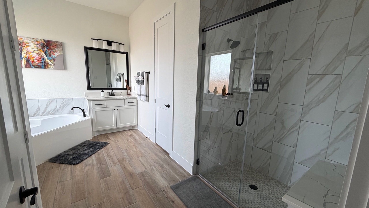 Photo of Bathroom in Clodine