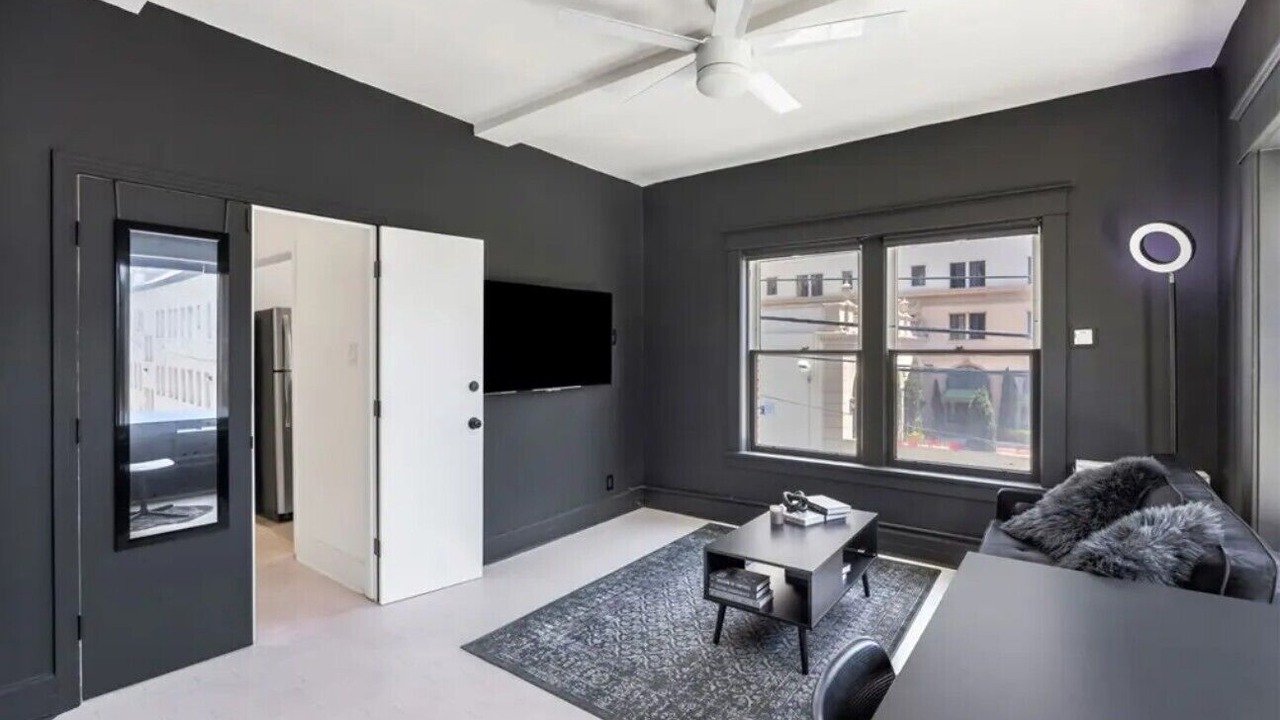 Photo of Livingroom in Downtown Long Beach