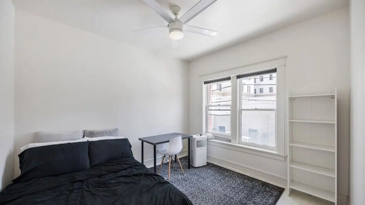 Photo of Bedroom in Downtown Long Beach
