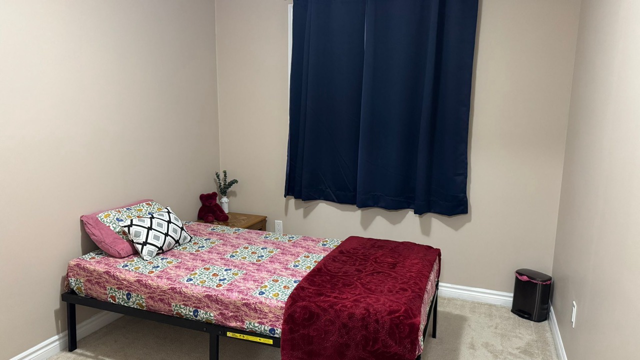 Photo of Bedroom in Napanee