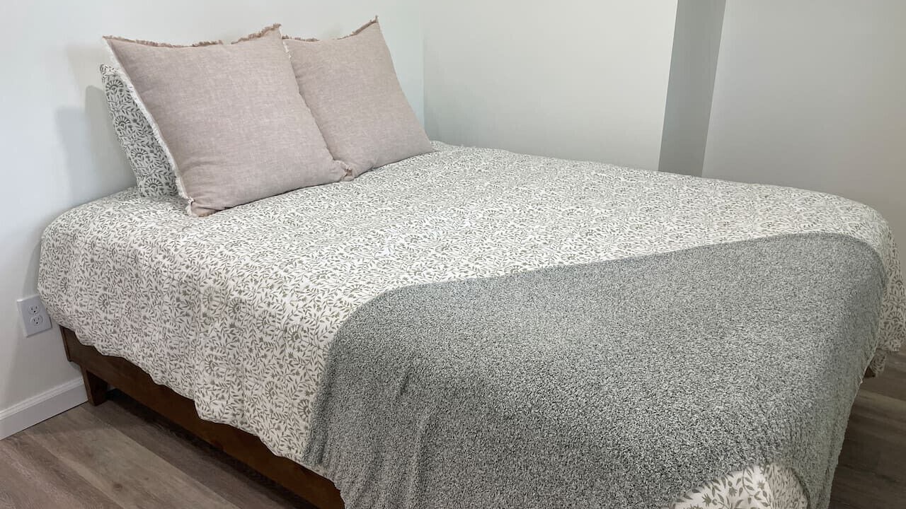 Photo of Bedroom in Round Lake