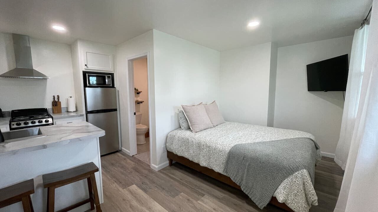 Photo of Bedroom in Round Lake