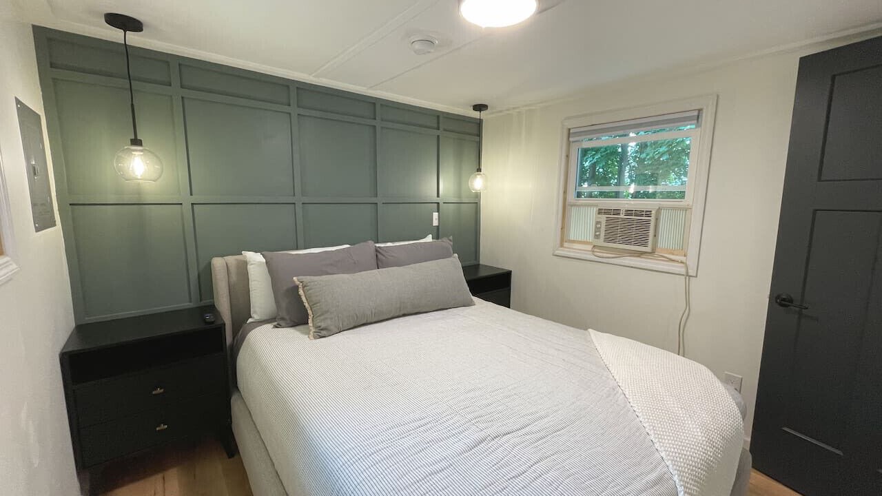 Photo of Bedroom in Round Lake