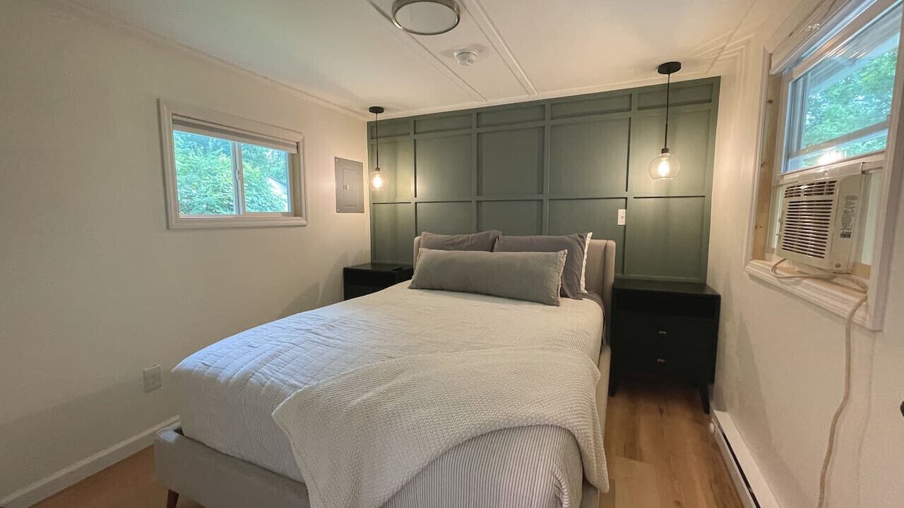 Photo of Bedroom in Round Lake