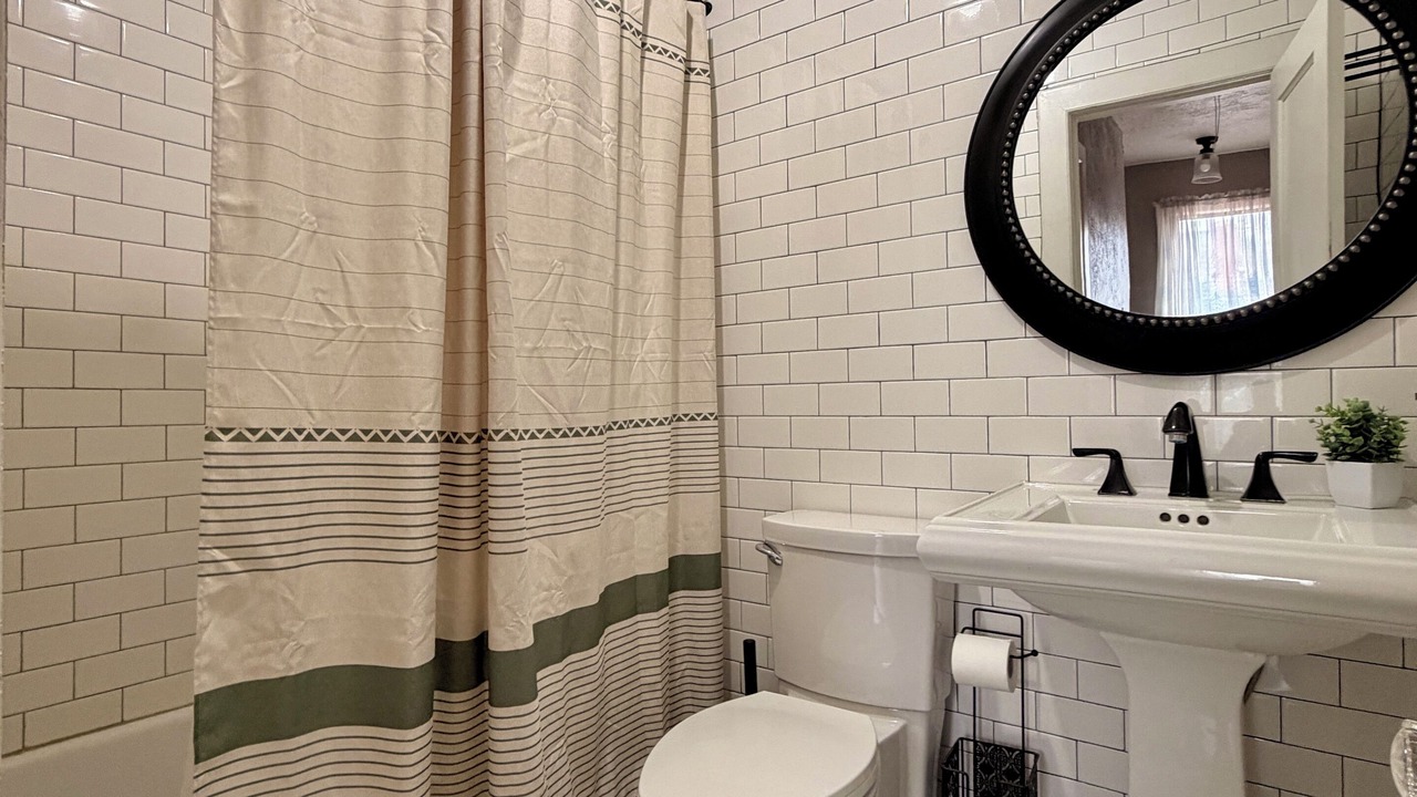 Photo of Bathroom in Guthrie