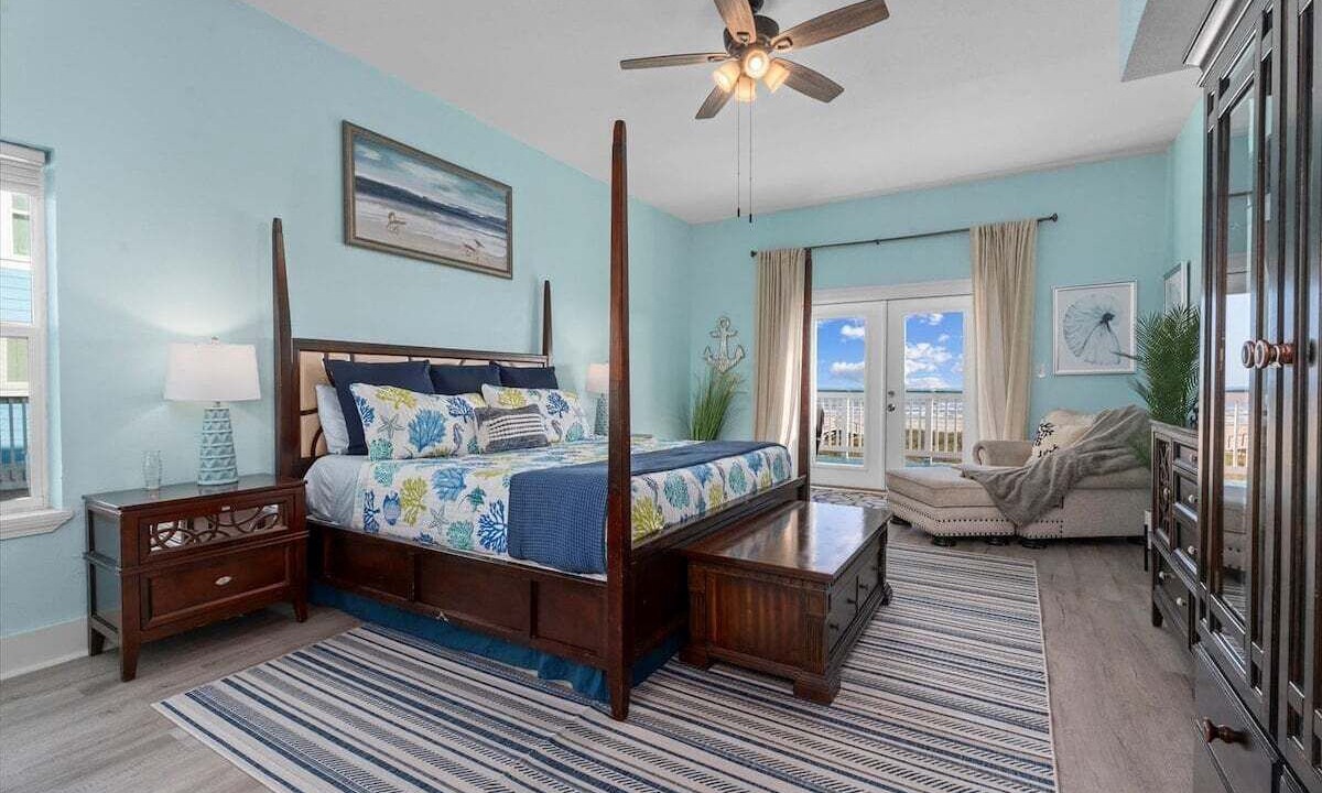 Photo of Bedroom in Galveston