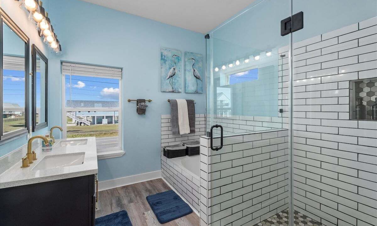 Photo of Bathroom in Galveston