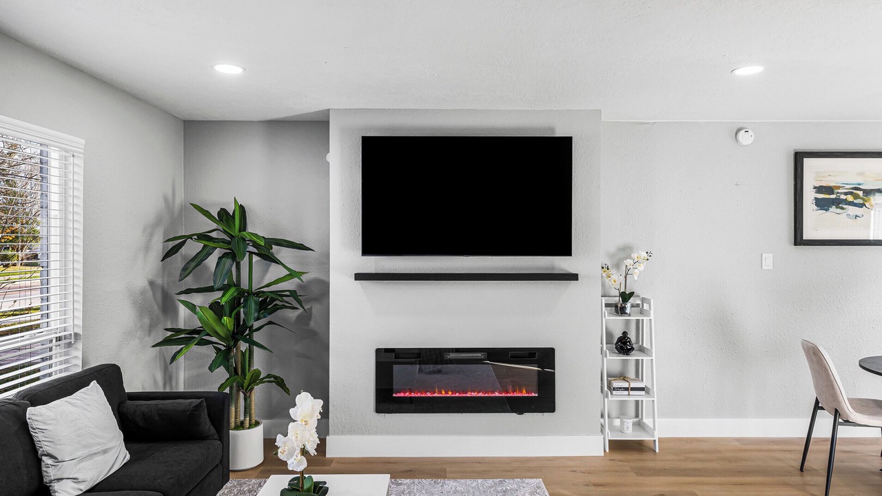 Photo of Livingroom in Northeast Houston