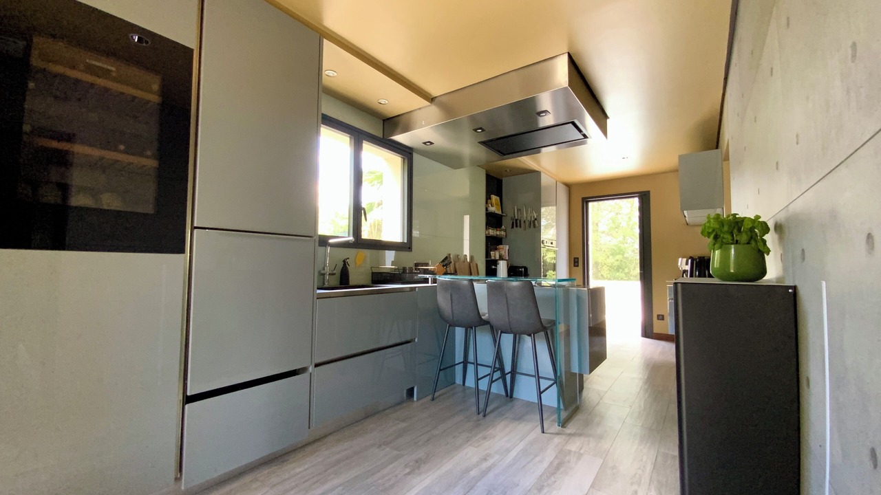 Photo of Kitchen in Saint-Genies-des-Mourgues