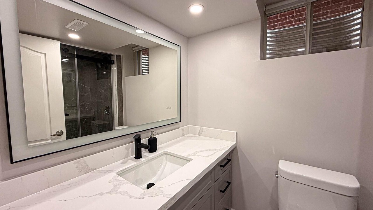 Photo of Bathroom in Halton Regional Municipality