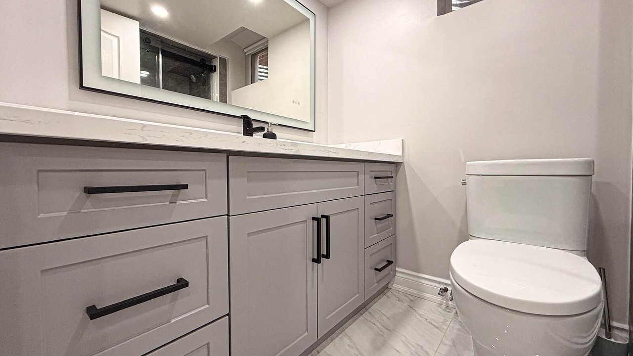 Photo of Bathroom in Halton Regional Municipality