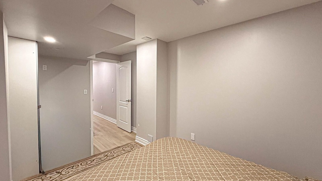 Photo of Bedroom in Halton Regional Municipality