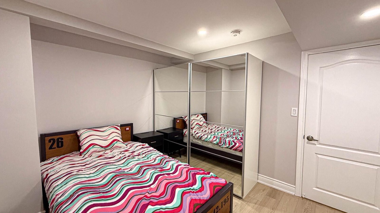 Photo of Bedroom in Halton Regional Municipality