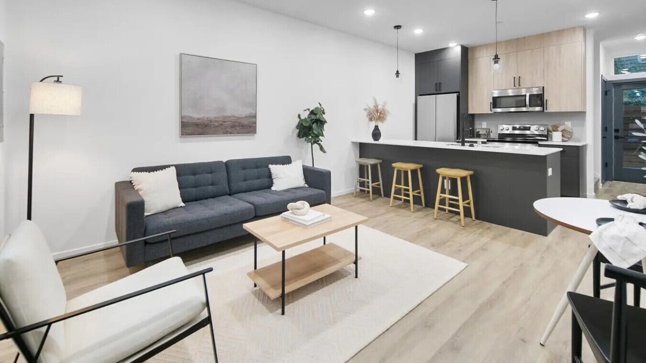 Photo of Livingroom in West Woodland