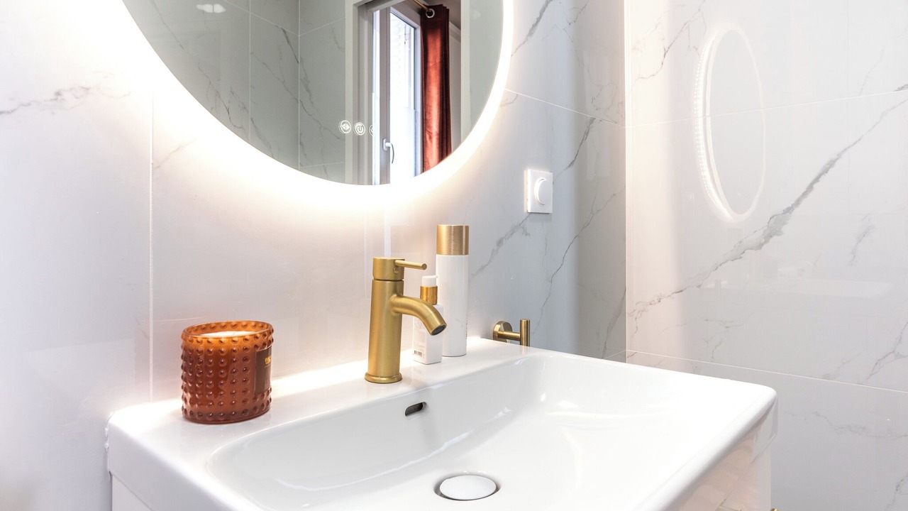 Photo of Bathroom in Pere Lachaise