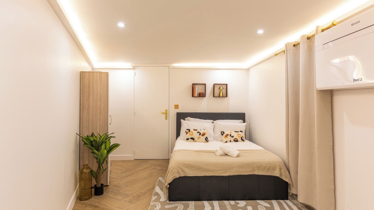 Photo of Bedroom in Pere Lachaise