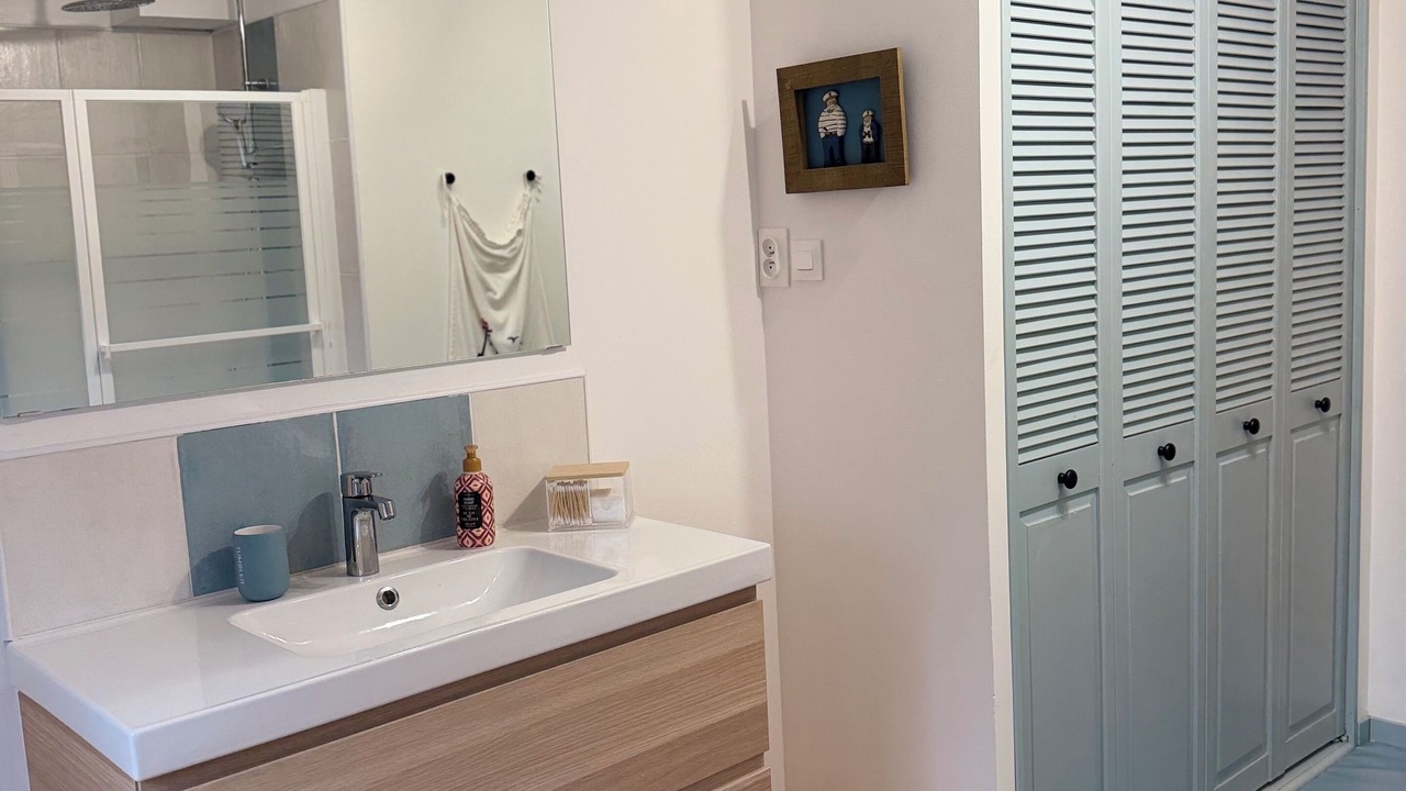 Photo of Bathroom in Petit-Fort-Philippe