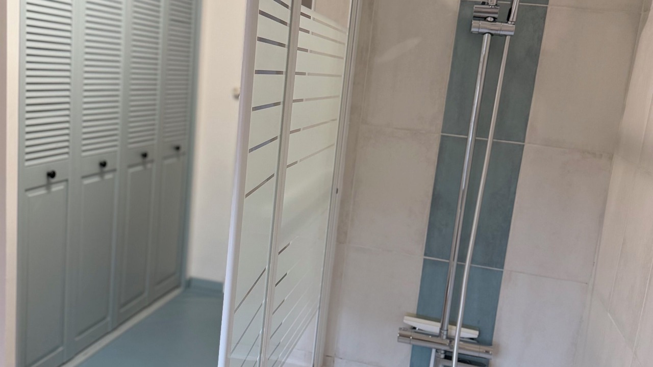 Photo of Bathroom in Petit-Fort-Philippe