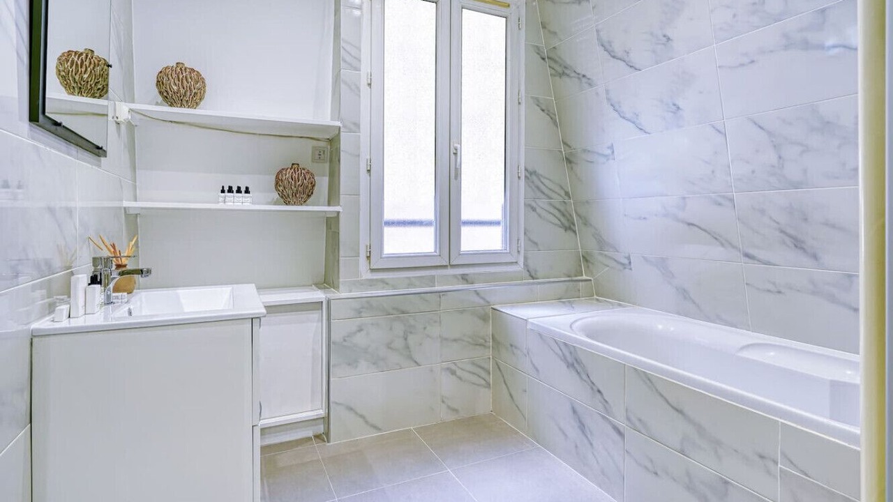 Photo of Bathroom in Faubourg-du-Roule