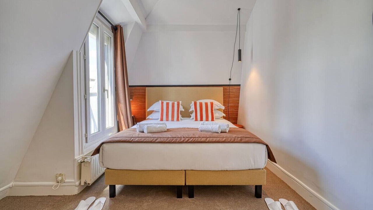 Photo of Bedroom in Faubourg-du-Roule
