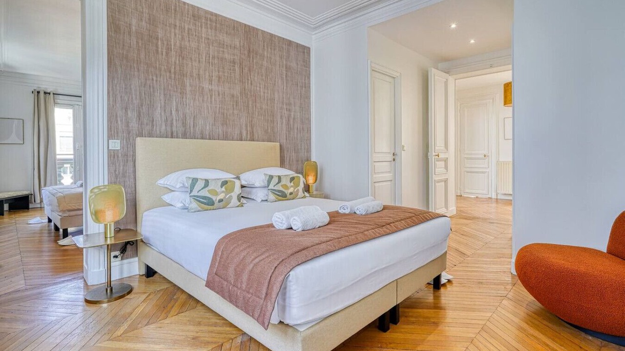 Photo of Bedroom in Faubourg-du-Roule