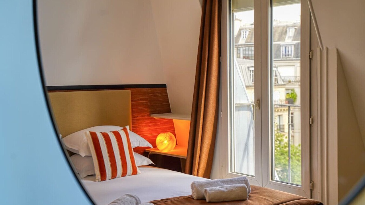 Photo of Bedroom in Faubourg-du-Roule