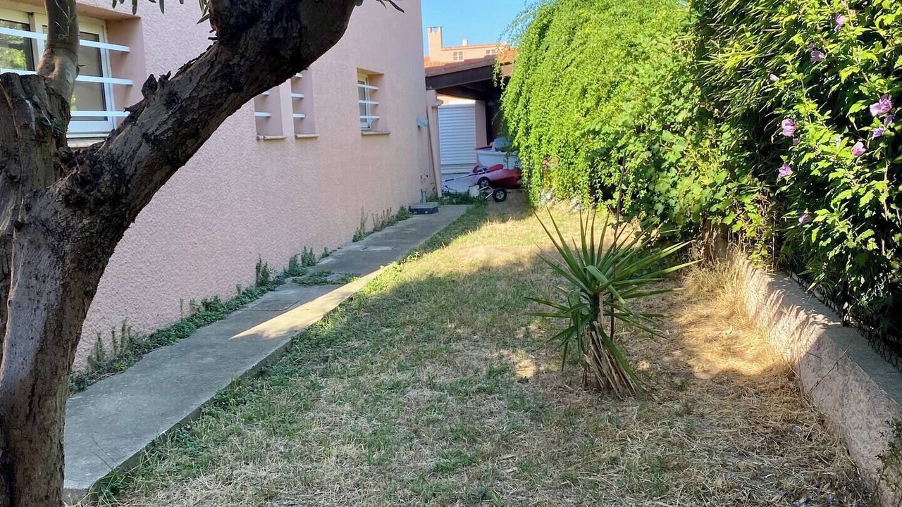 Photo of Outdoor in Bompas