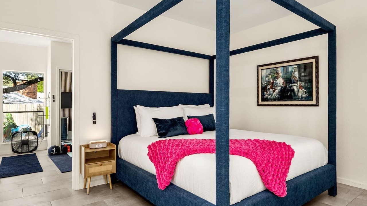 Photo of Bedroom in Medical Center District
