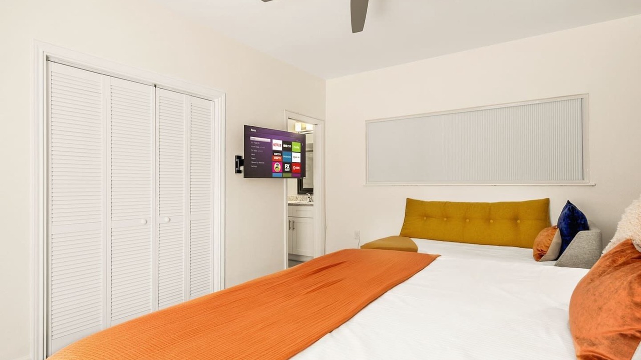 Photo of Bedroom in Medical Center District