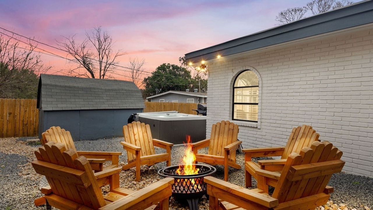 Photo of Outdoor in Shearer Hills - Ridgeview