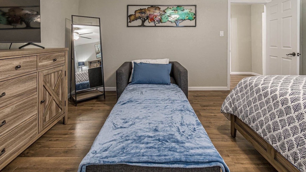 Photo of Bedroom in Shearer Hills - Ridgeview