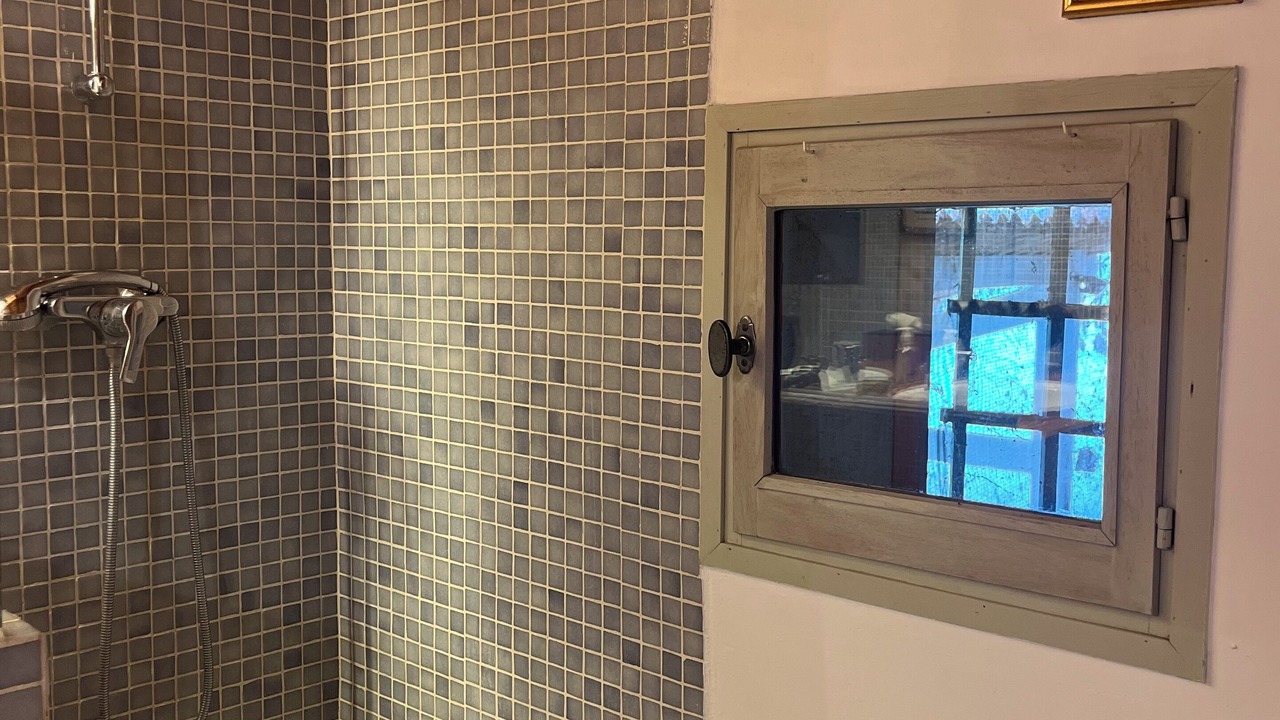 Photo of Bathroom in Arles